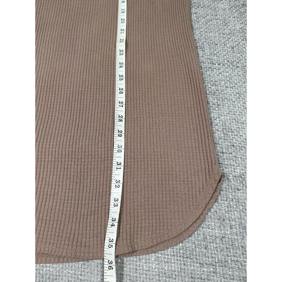 Uniqlo Dress Womens Extra Small Gray Beige Lot Of 2 Thermal T Shirt Crew Neck - Picture 12 of 13